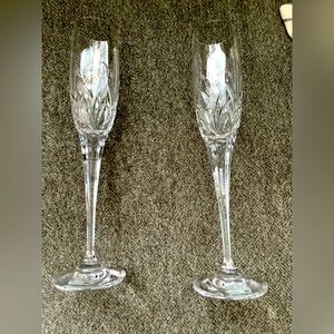 Mikasa Crystal Petit Points Fluted Champagne Glasses Pair (2)